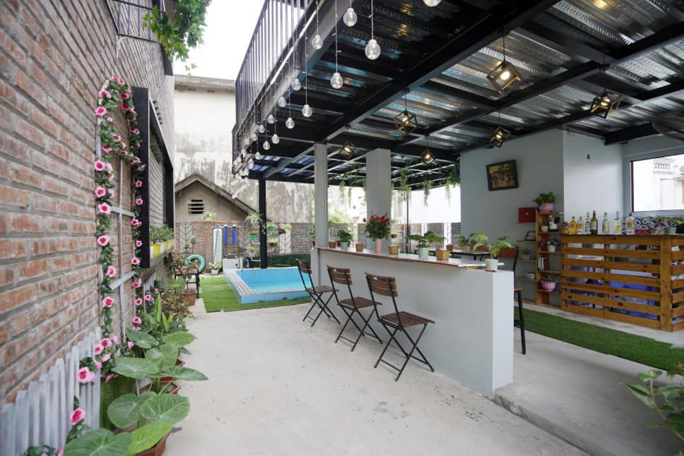 Almor Hostel With Pool In Right Center Χα Λονγκ Εξωτερικό φωτογραφία